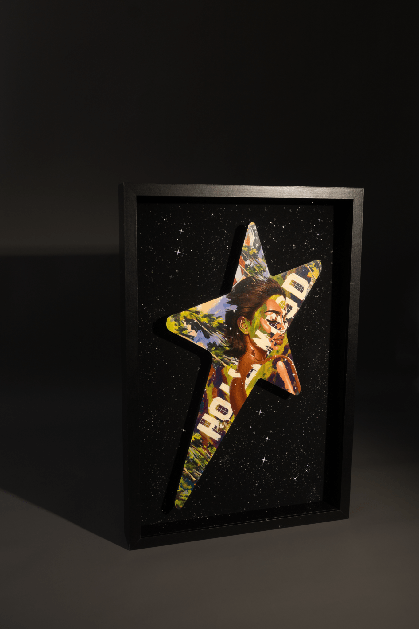 RISING STAR - SHADOWBOX